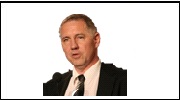 gilles entouré